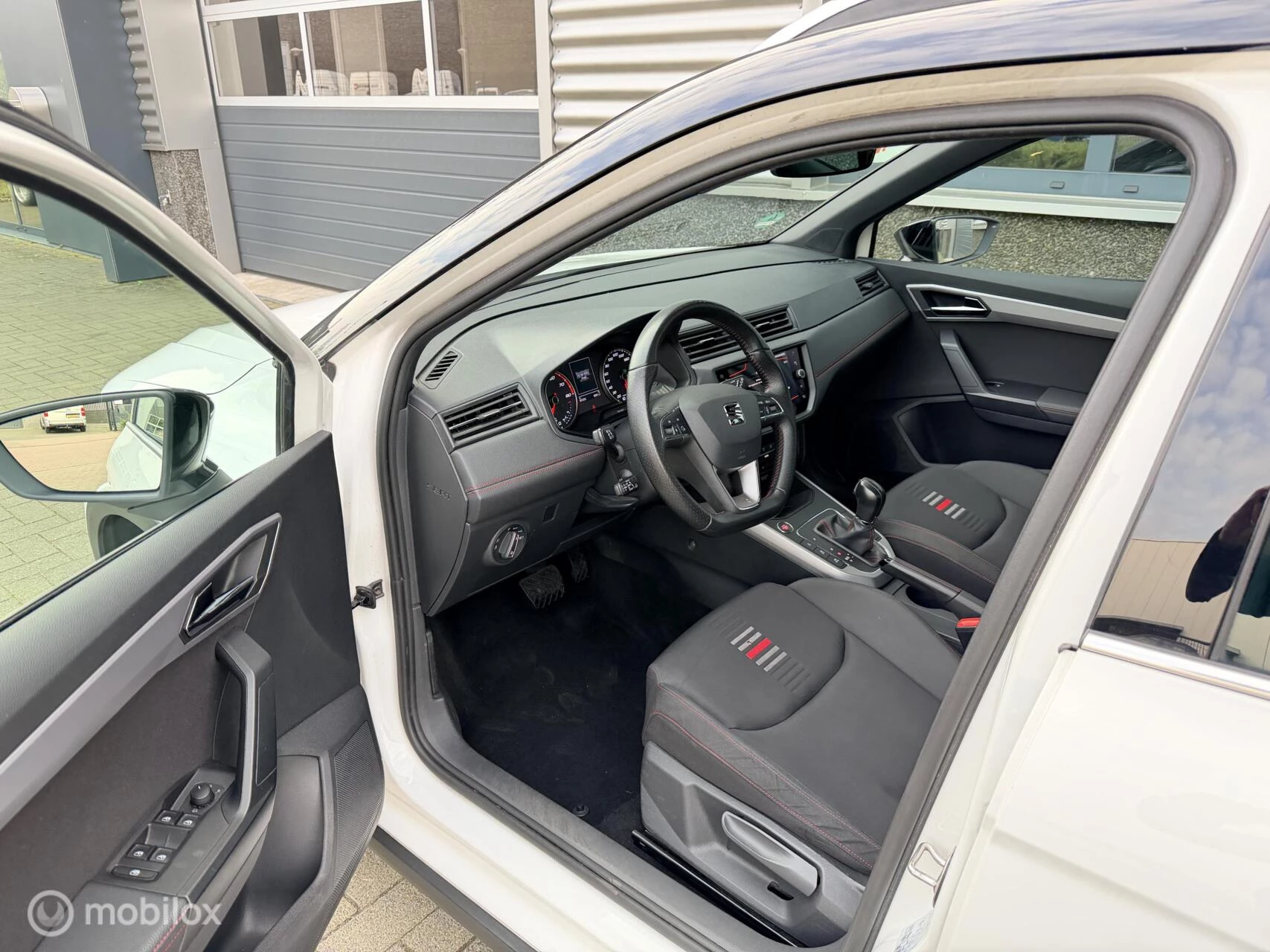 Hoofdafbeelding SEAT Arona