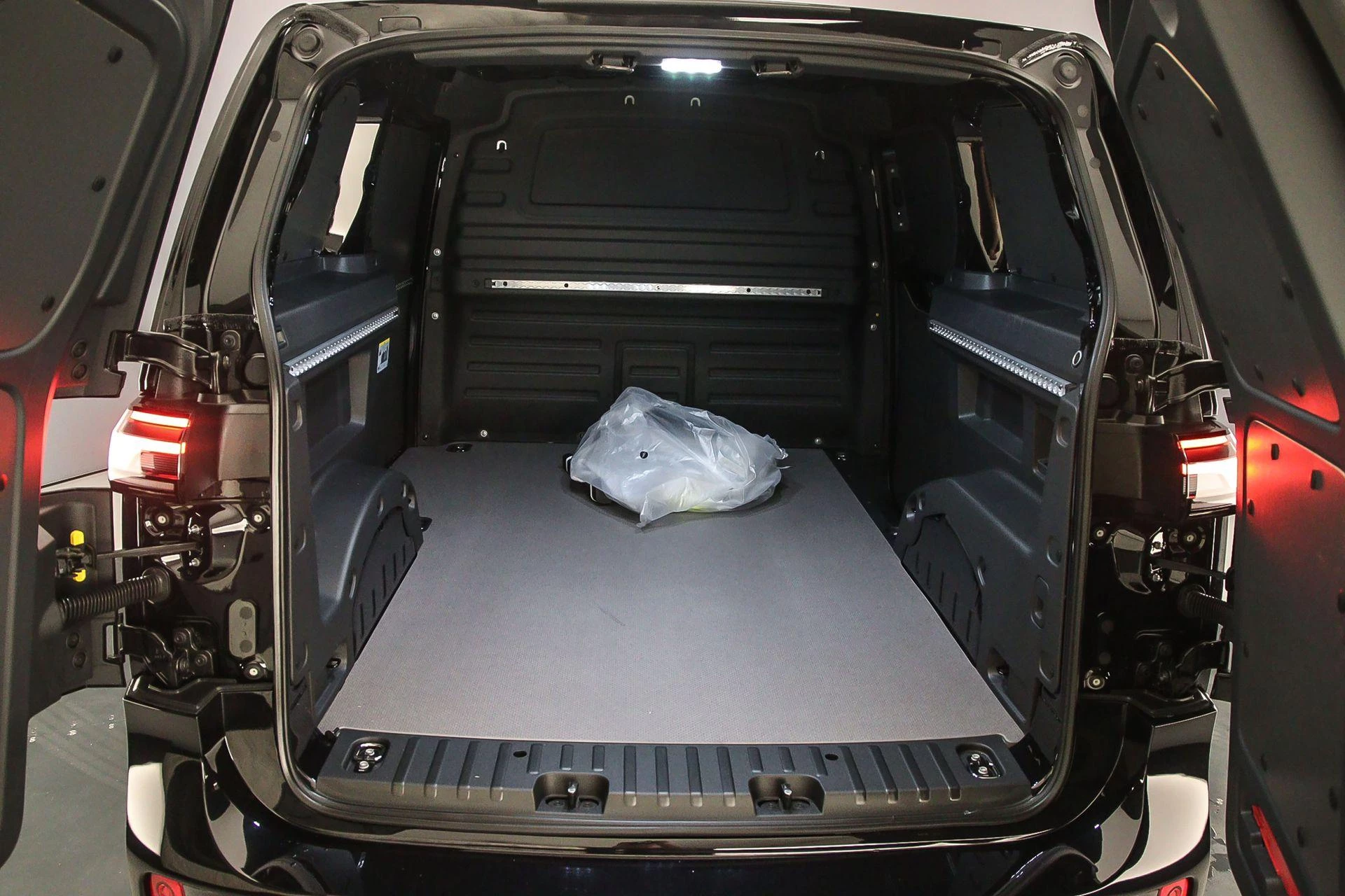 Hoofdafbeelding Volkswagen ID. Buzz Cargo