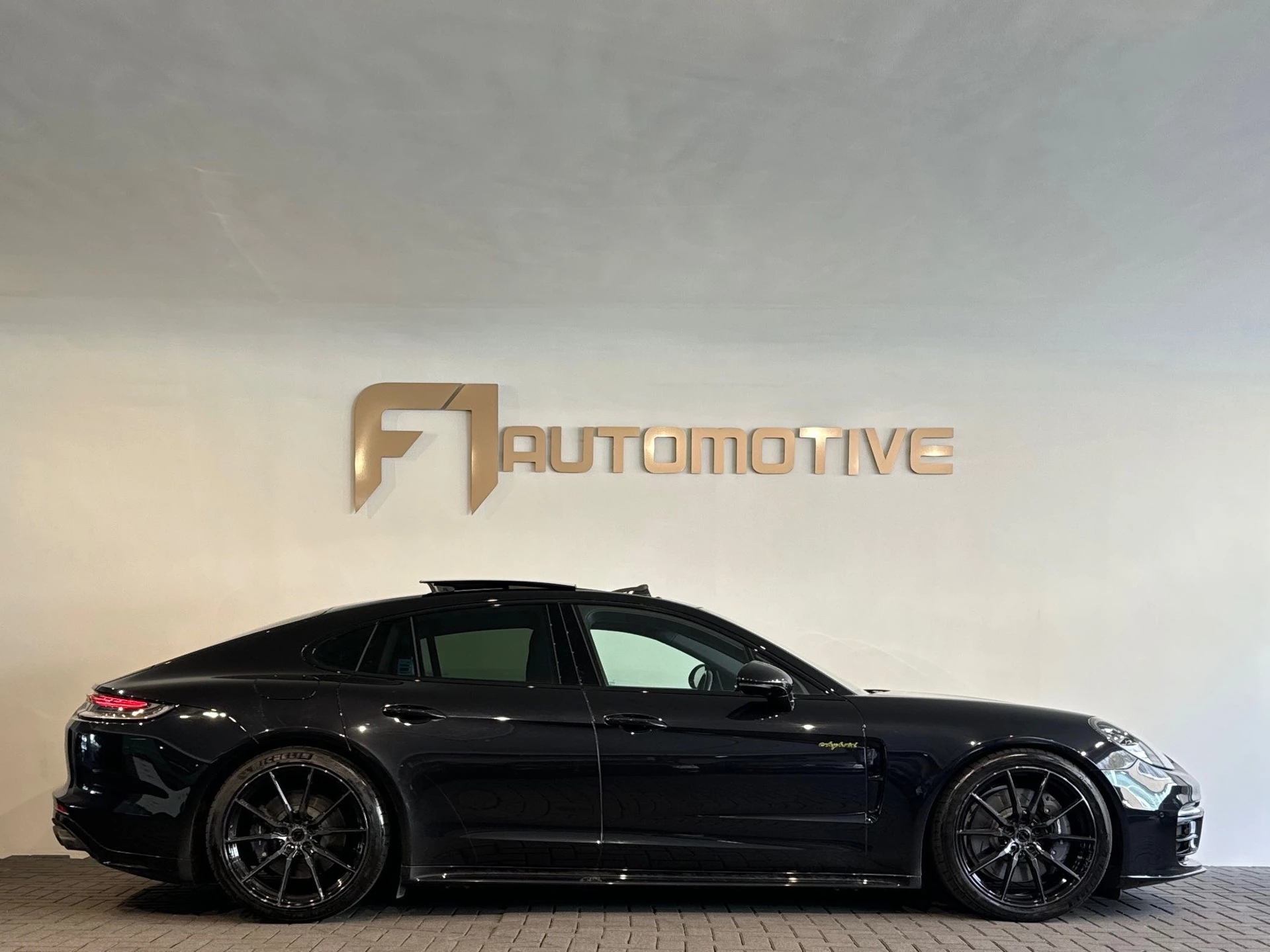 Hoofdafbeelding Porsche Panamera