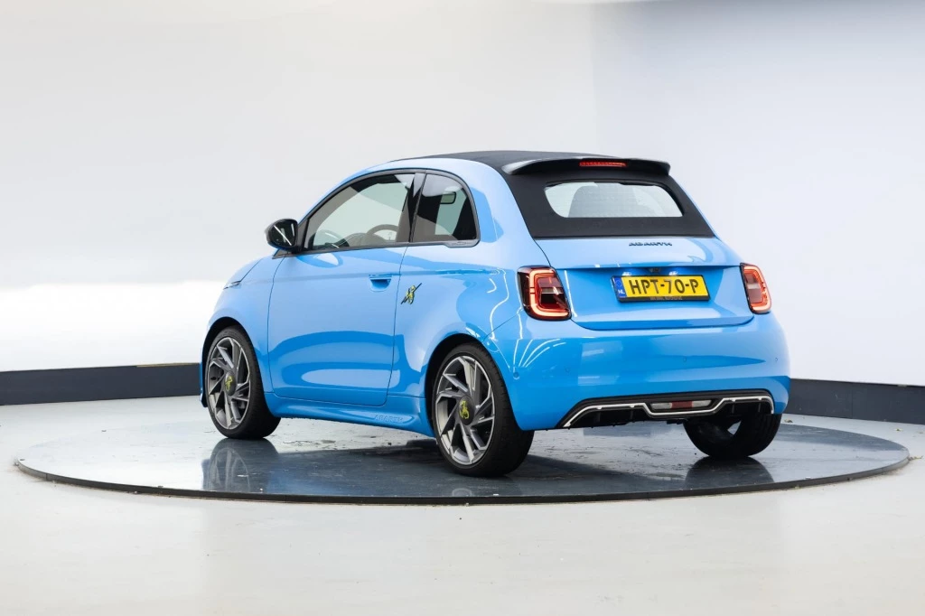 Hoofdafbeelding Fiat 500C