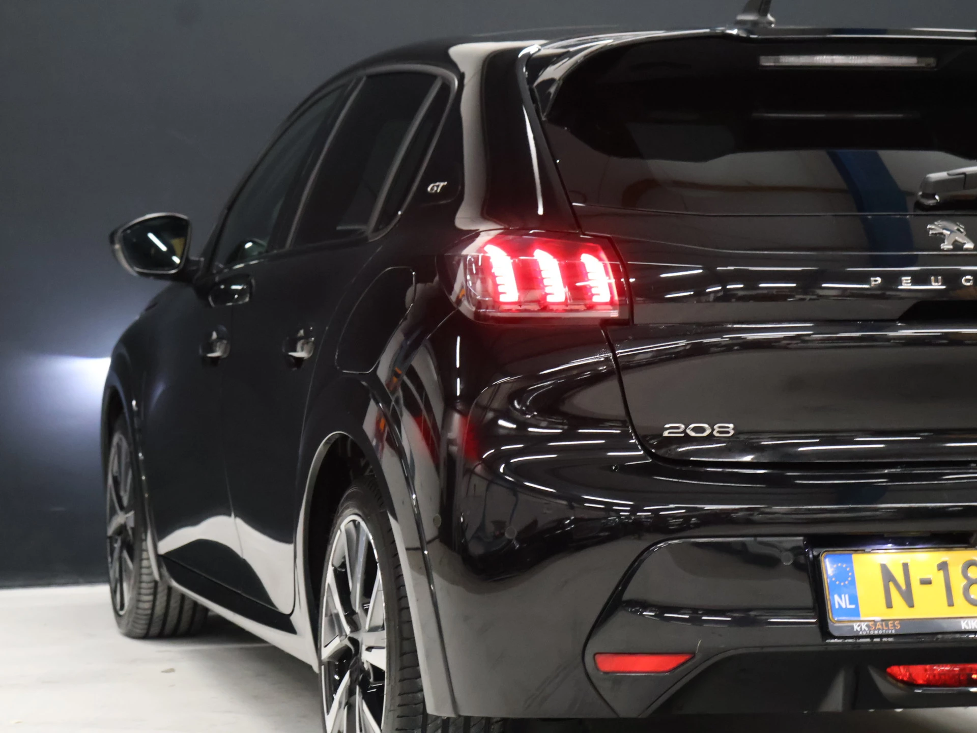 Hoofdafbeelding Peugeot 208