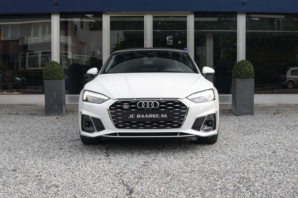 Hoofdafbeelding Audi S5