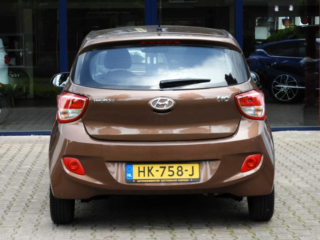 Hoofdafbeelding Hyundai i10