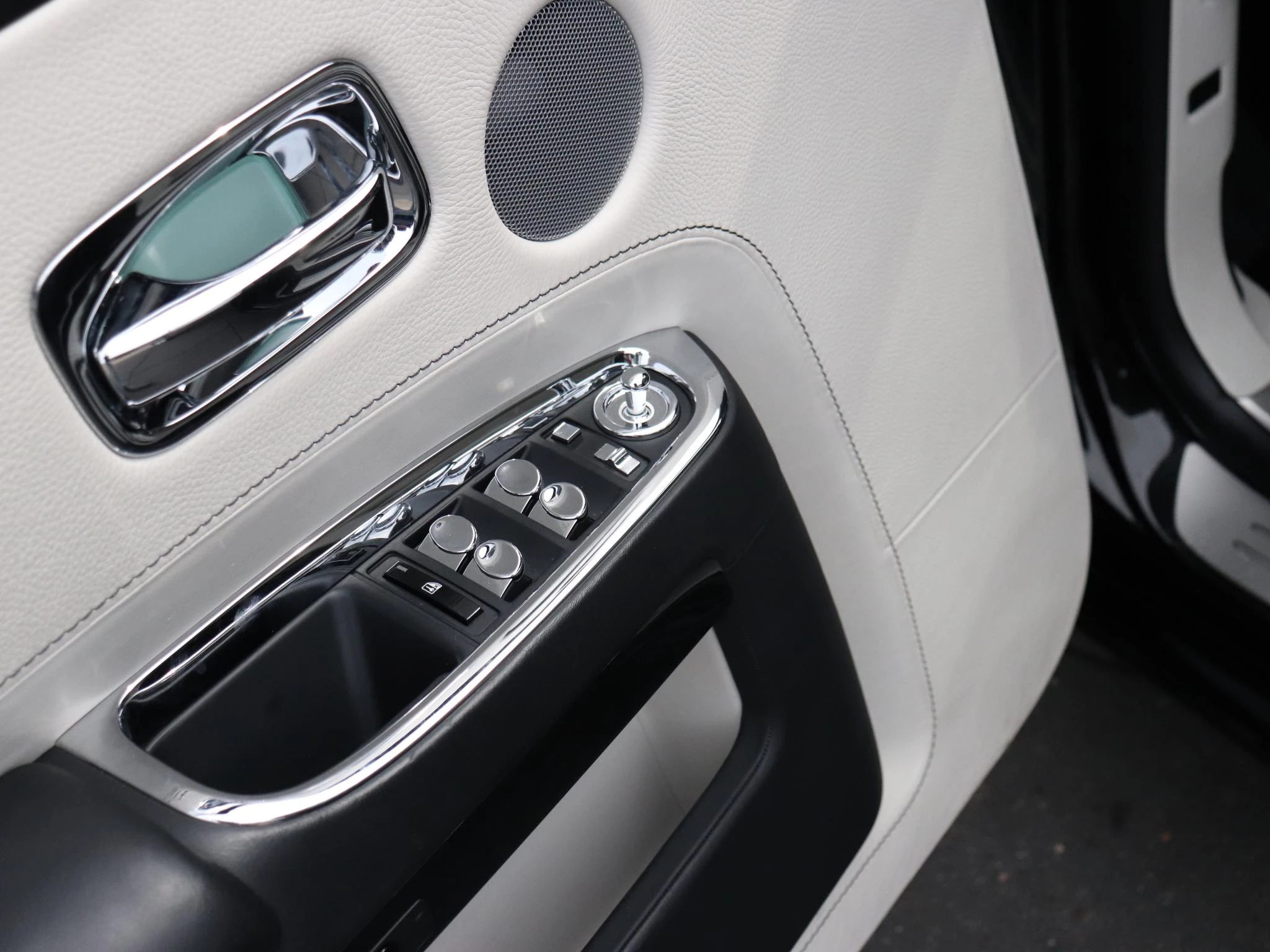 Hoofdafbeelding Rolls-Royce Ghost