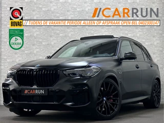 BMW X5 45e | M Sportseats | Frozen Black | Carbon | 360 Camera | Skylounce | ACC | Stoel Massage & Ventilatie | Indiv. Leder | Laser-LED | Softclose | Achterasbesturing | Glasapplicatie | Displaykey | Stuur en achterbank verwarming | TH | 4-Zone | Isolatieglas | 22" | Bovag garantie.
