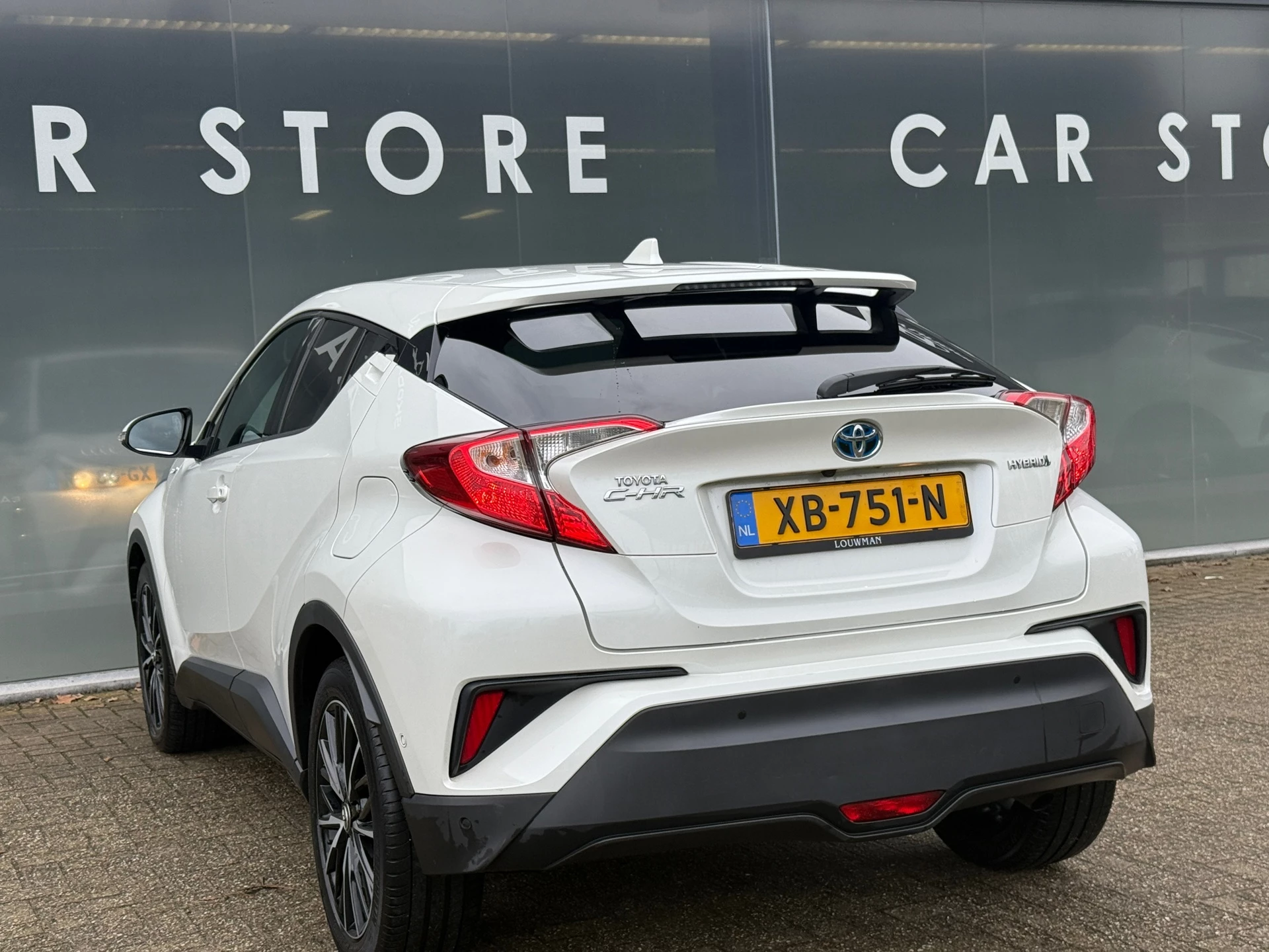 Hoofdafbeelding Toyota C-HR