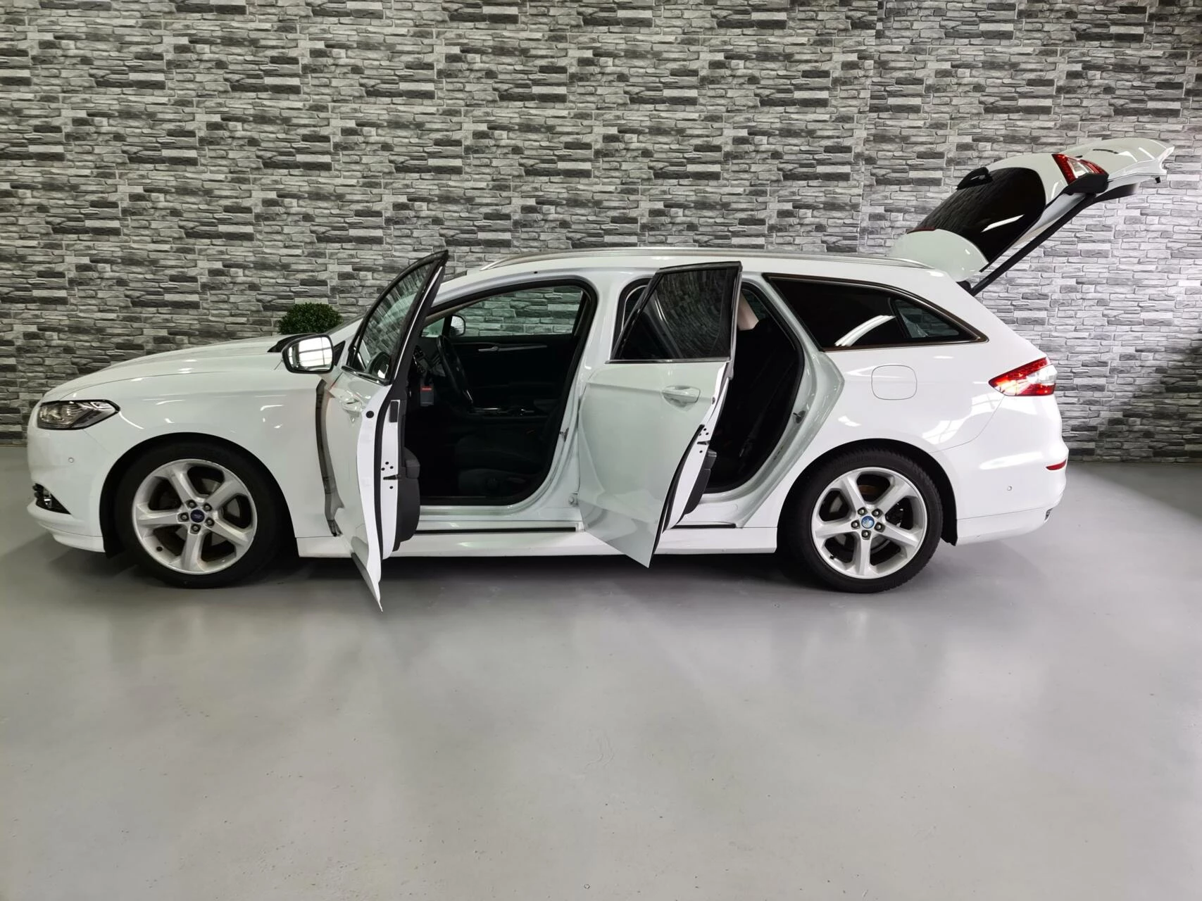 Hoofdafbeelding Ford Mondeo