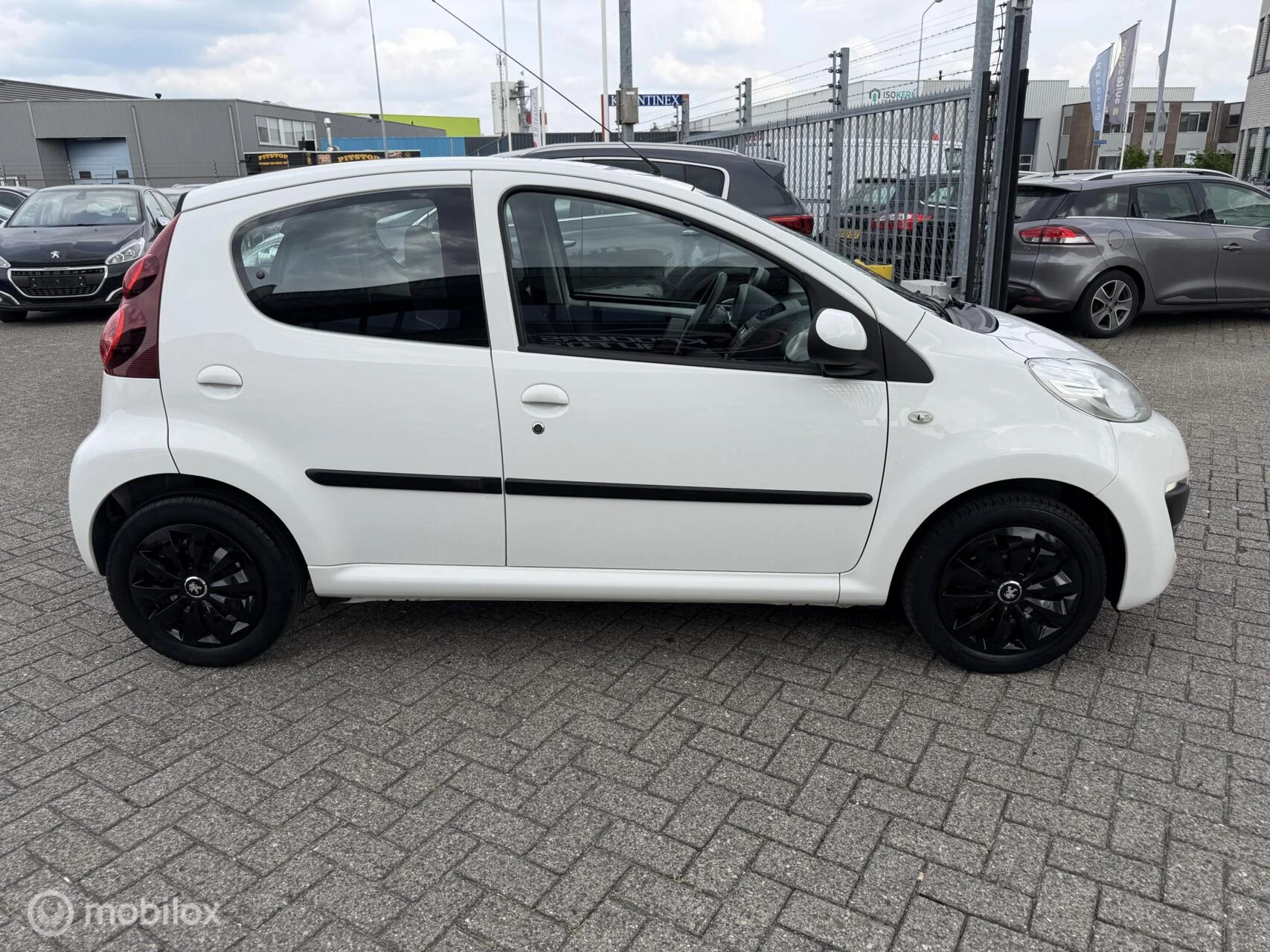 Hoofdafbeelding Peugeot 107