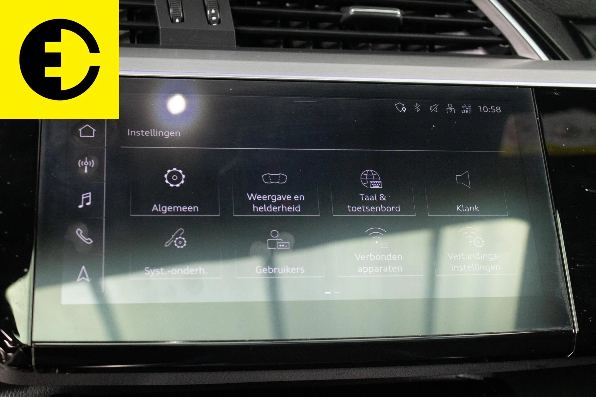 Hoofdafbeelding Audi e-tron