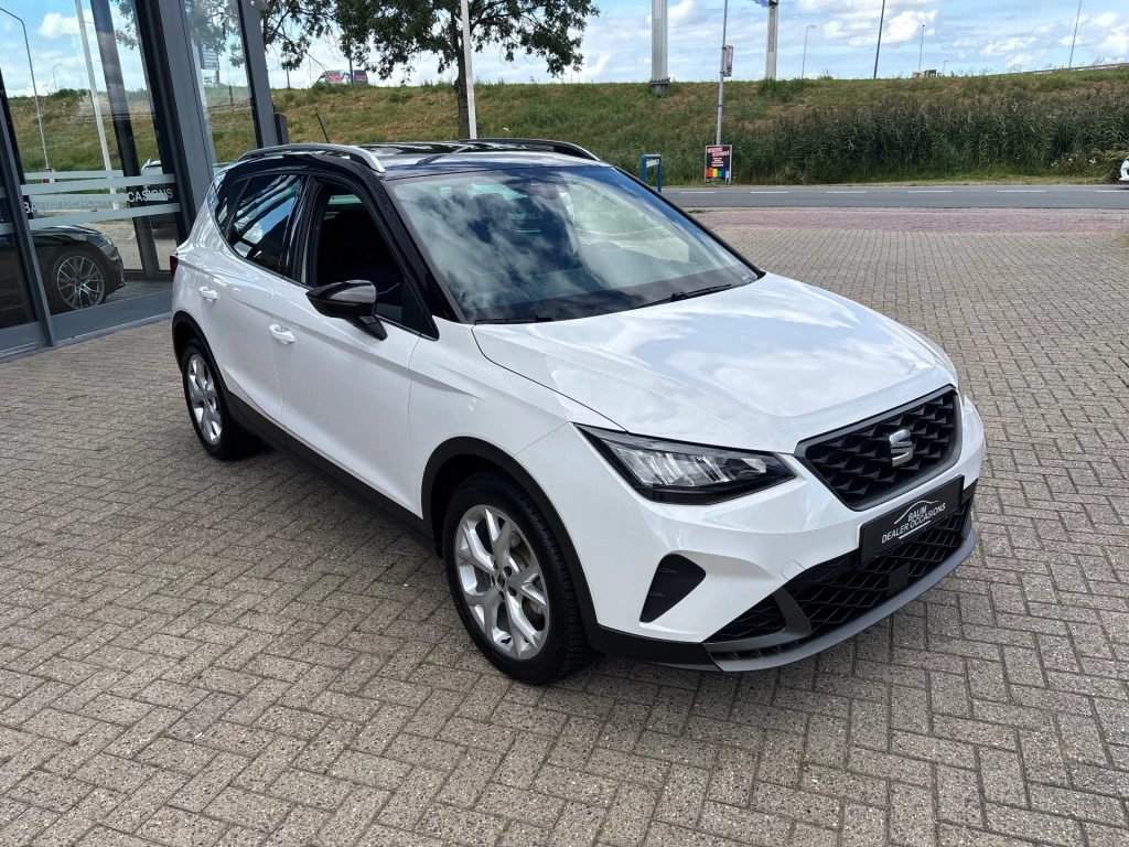 Hoofdafbeelding SEAT Arona