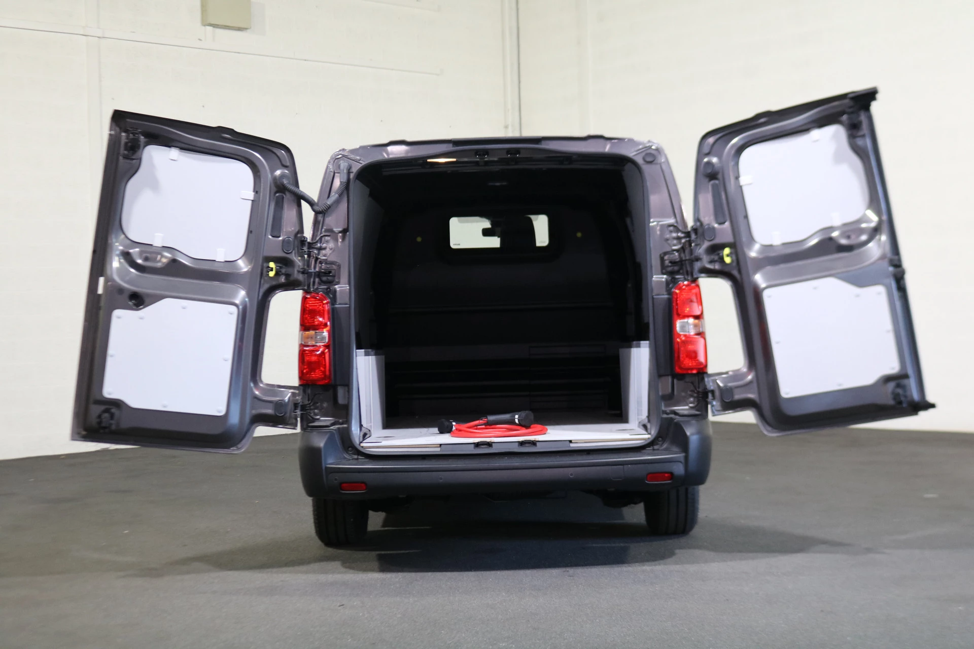 Hoofdafbeelding Opel Vivaro-e