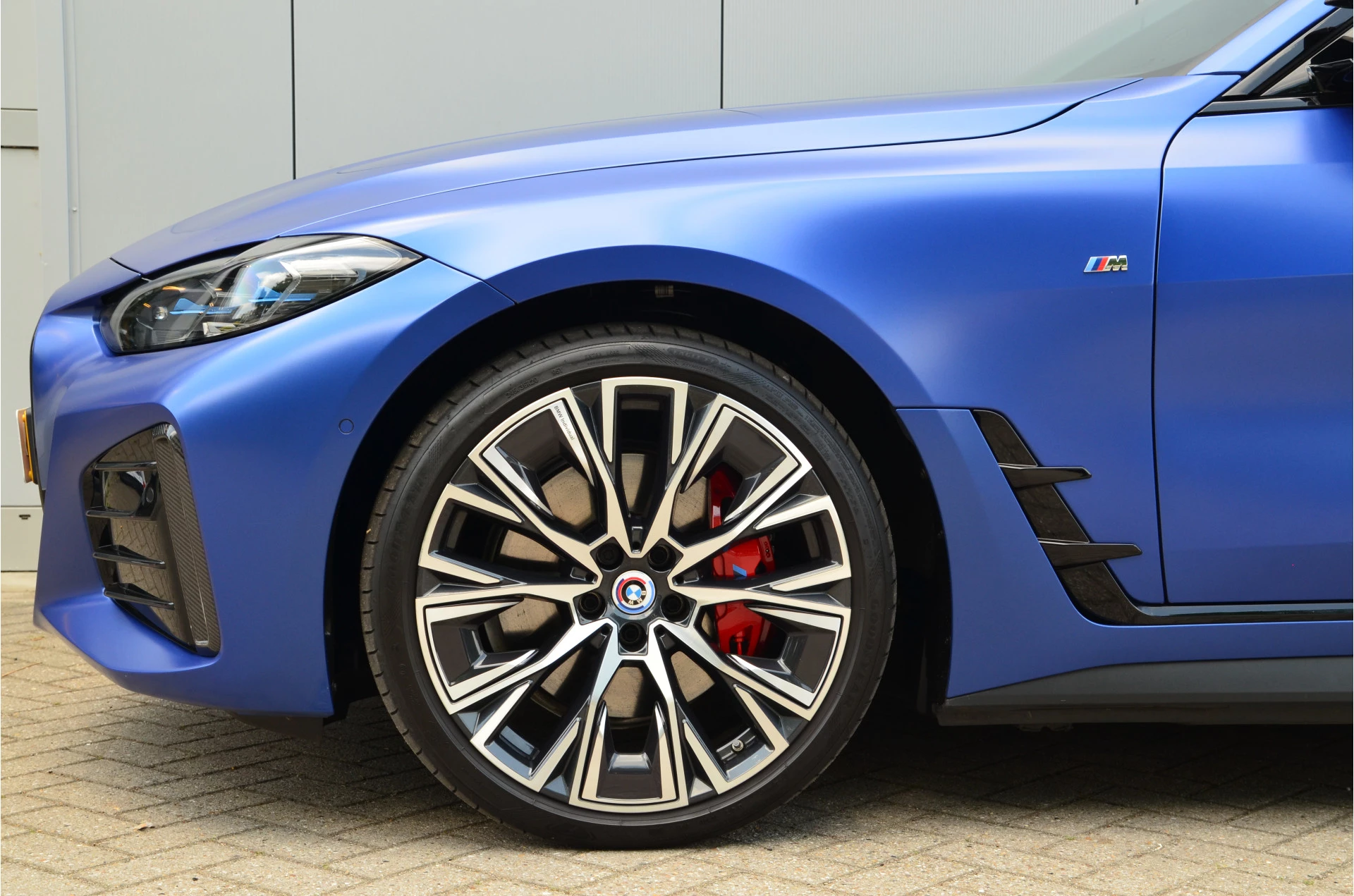 Hoofdafbeelding BMW i4