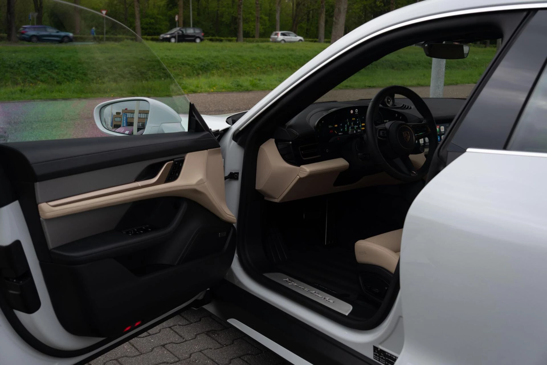 Hoofdafbeelding Porsche Taycan