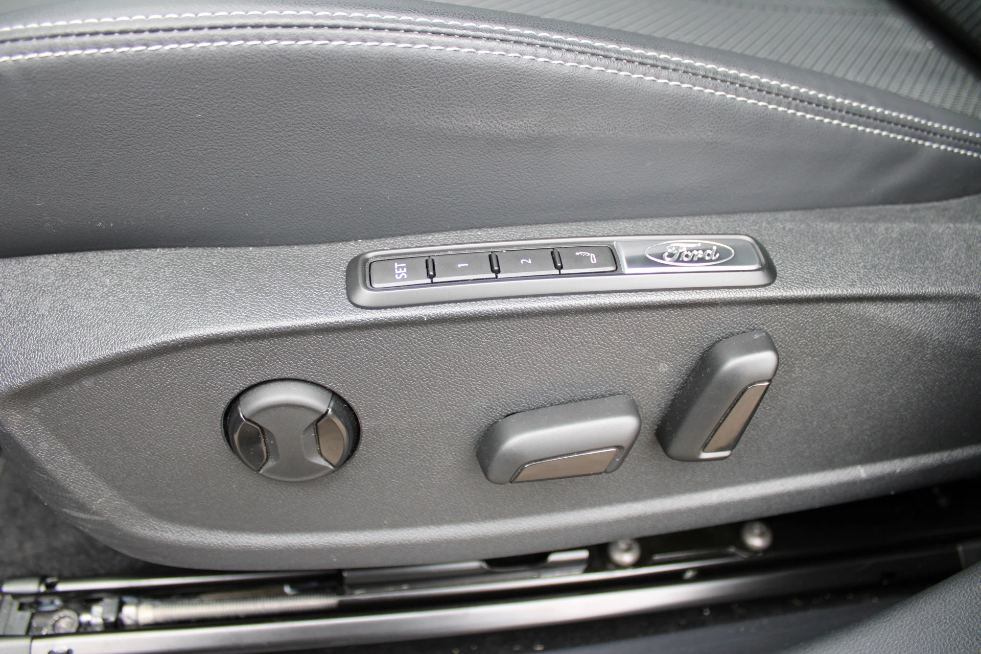 Hoofdafbeelding Ford Explorer