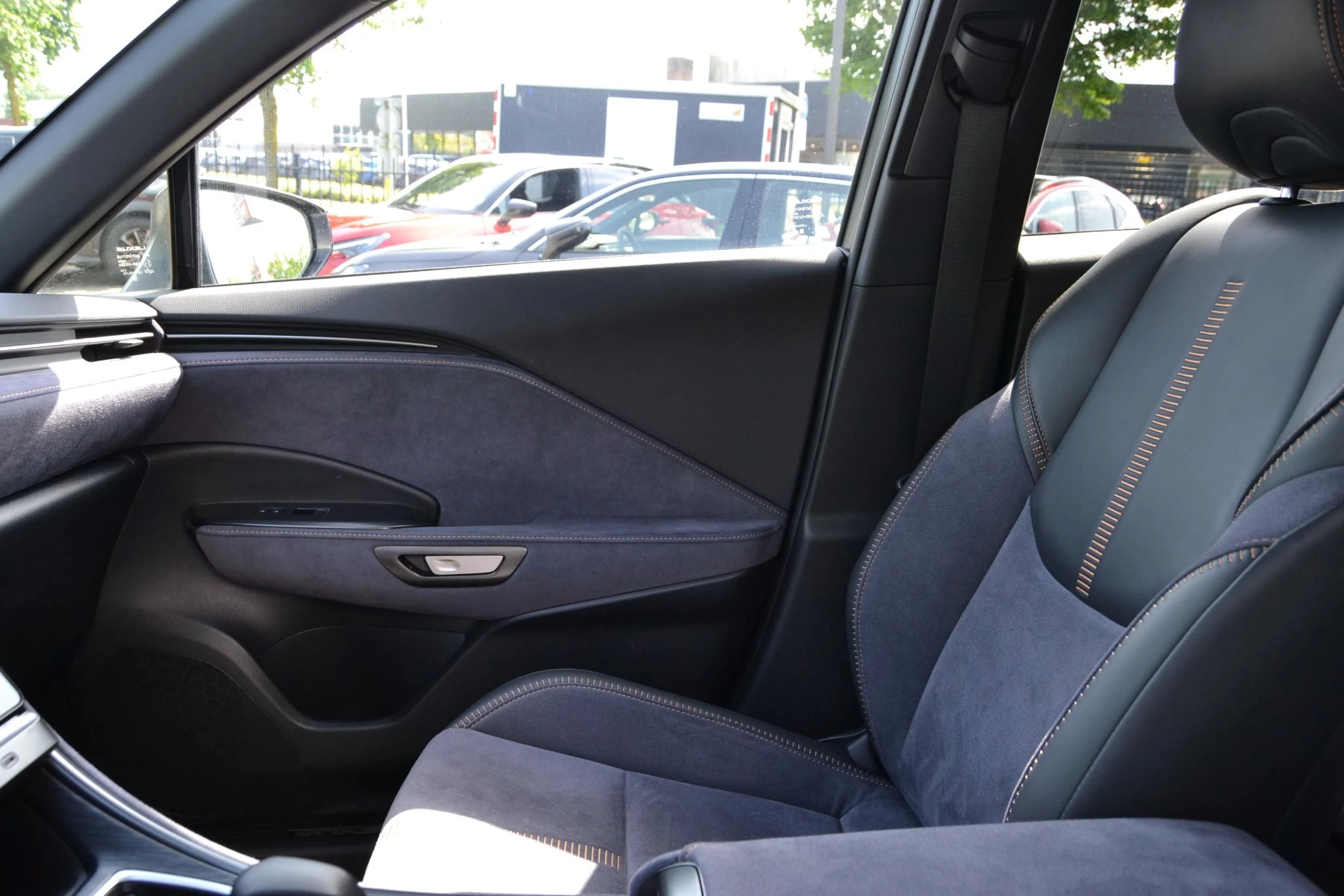 Hoofdafbeelding Lexus LBX