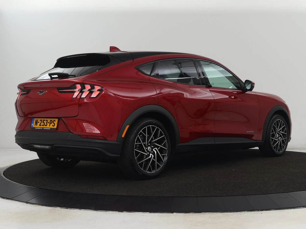 Hoofdafbeelding Ford Mustang Mach-E