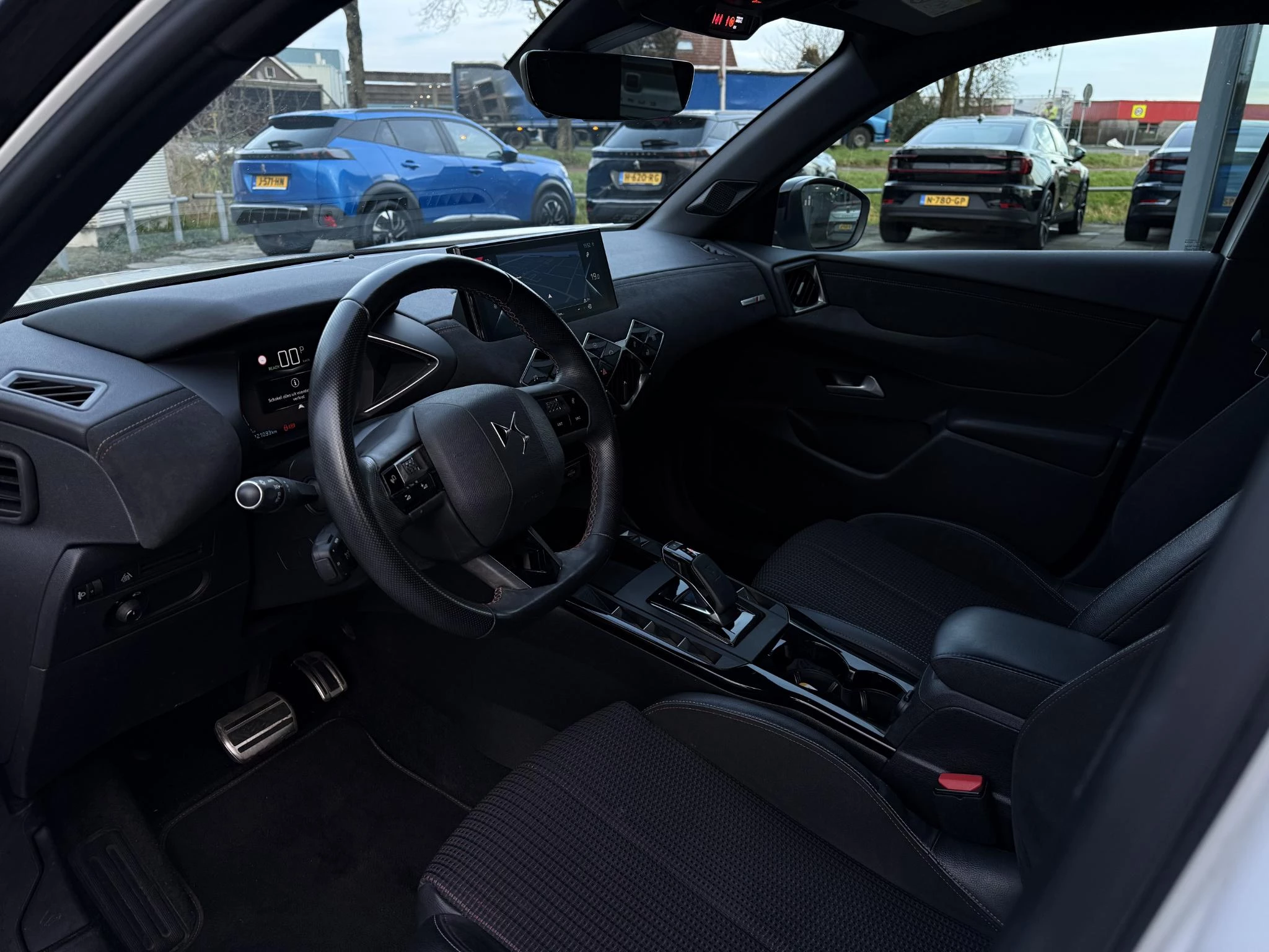 Hoofdafbeelding DS DS 3