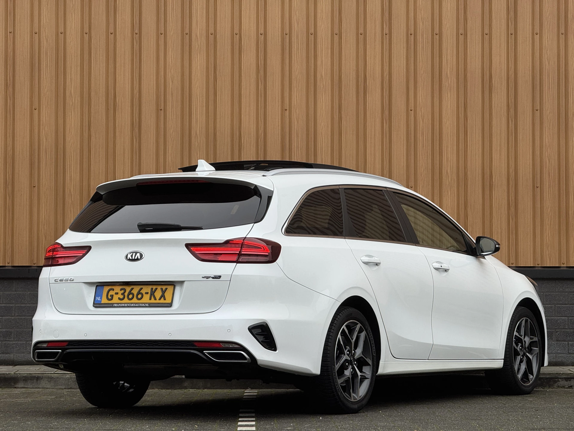 Hoofdafbeelding Kia Ceed Sportswagon
