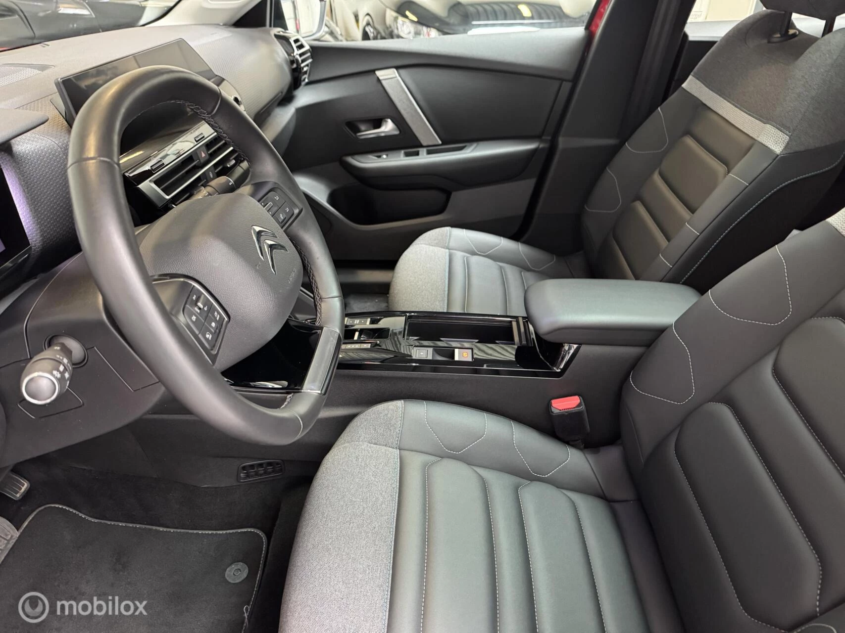 Hoofdafbeelding Citroën ë-C4