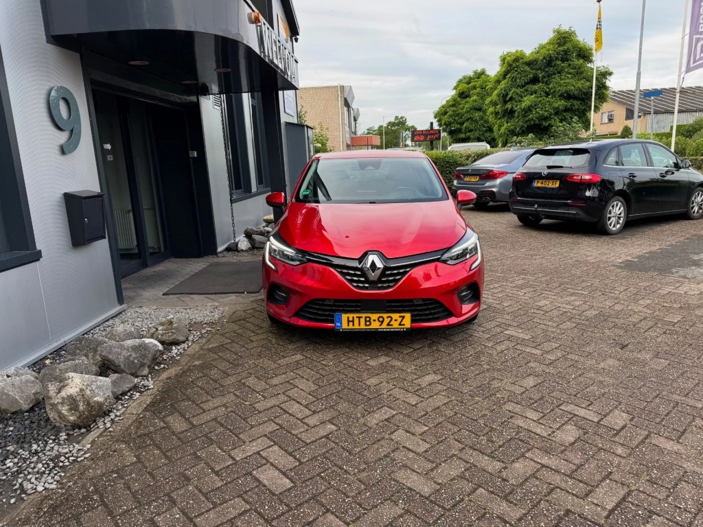 Hoofdafbeelding Renault Clio