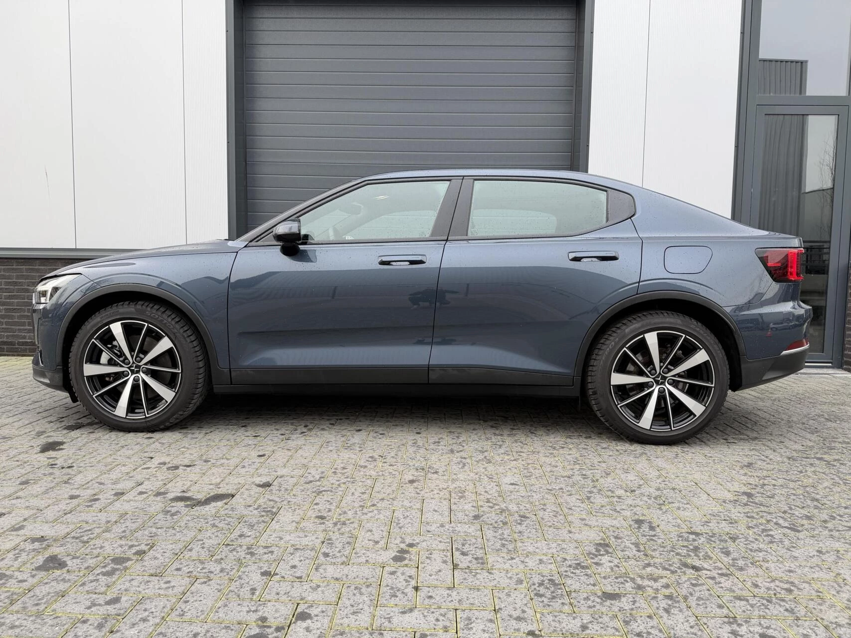 Hoofdafbeelding Polestar 2