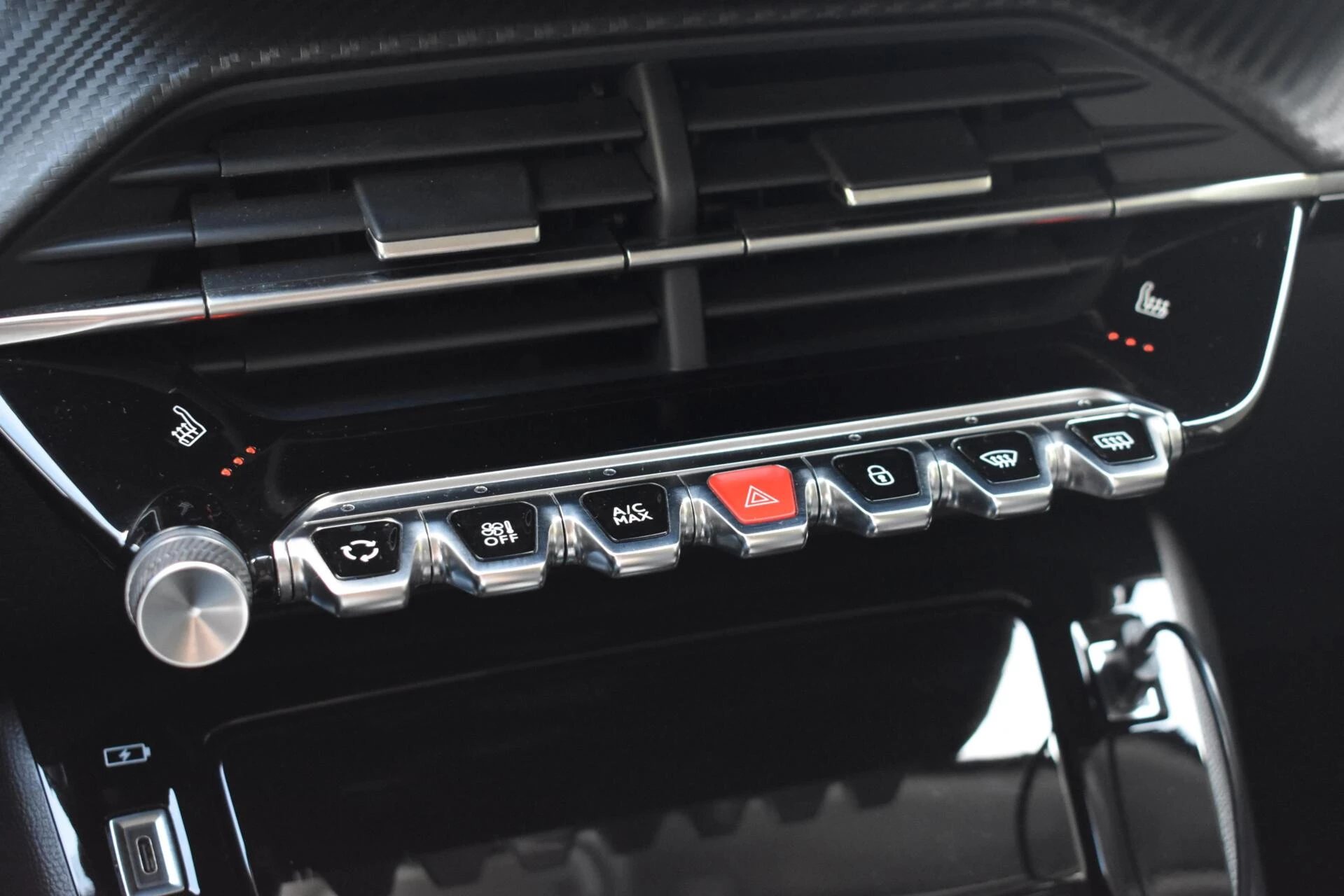 Hoofdafbeelding Peugeot e-208