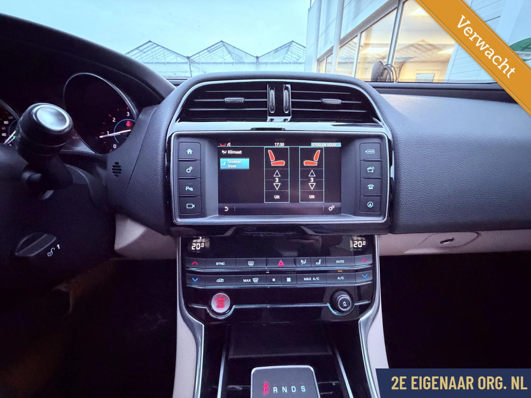 Hoofdafbeelding Jaguar XE