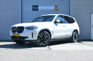 Hoofdafbeelding BMW iX3 BMW iX3 Executive 80 kWh Driving Assistent Professional, Panorama dak, incl. BTW
