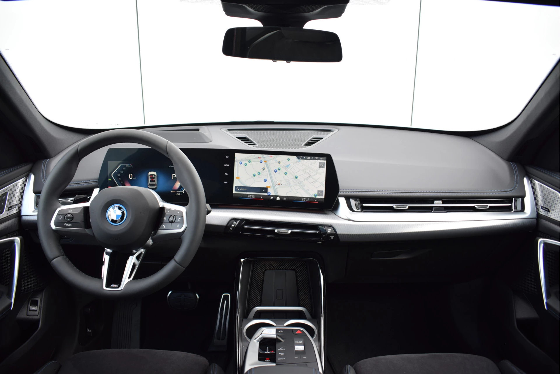 Hoofdafbeelding BMW iX1
