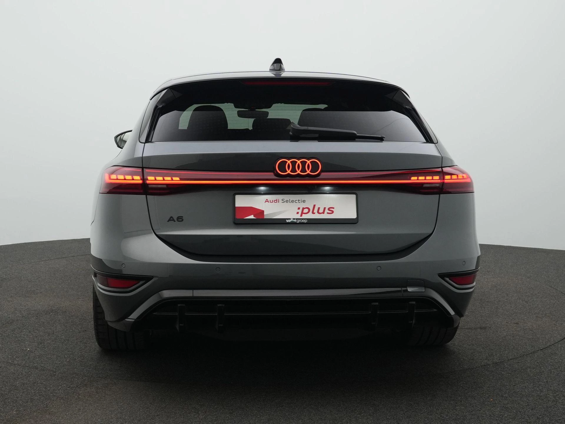Hoofdafbeelding Audi A6 Avant e-tron
