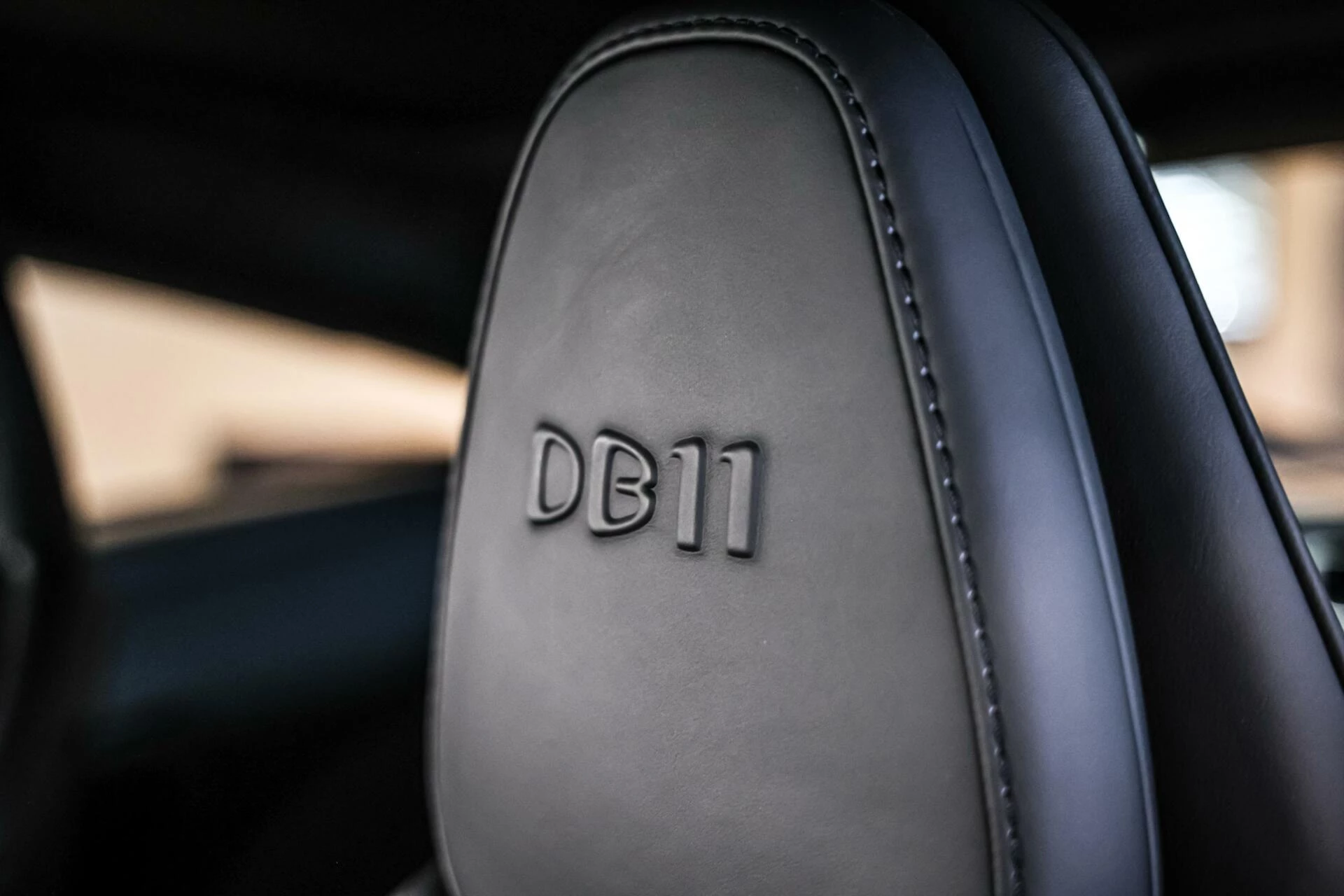 Hoofdafbeelding Aston Martin DB11