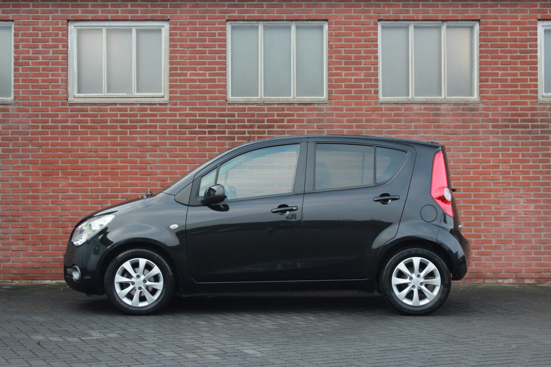 Hoofdafbeelding Opel Agila