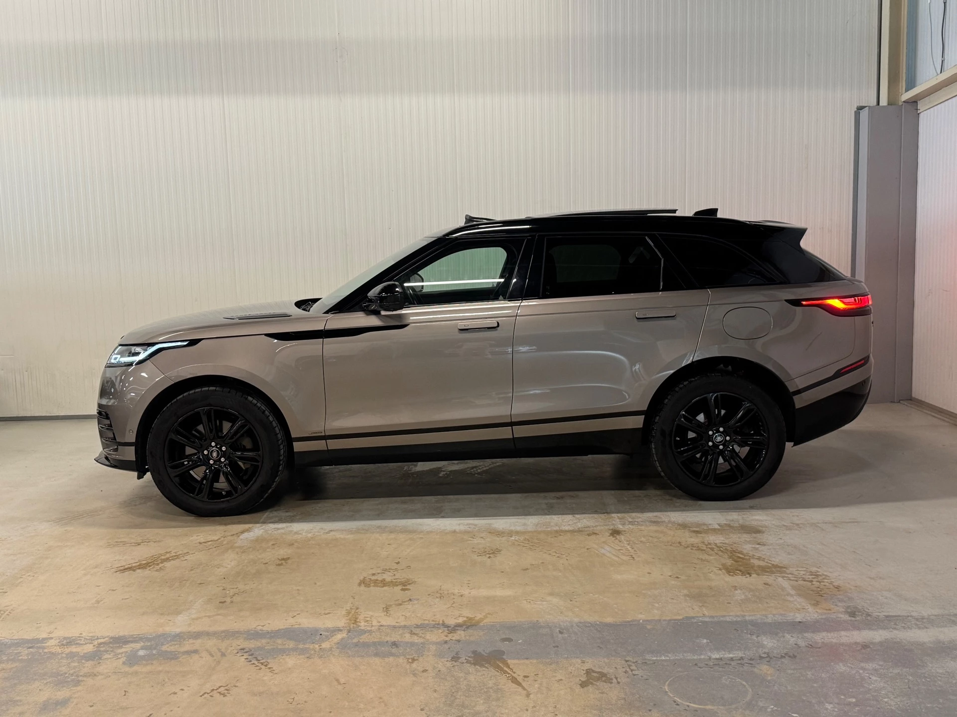 Hoofdafbeelding Land Rover Range Rover Velar