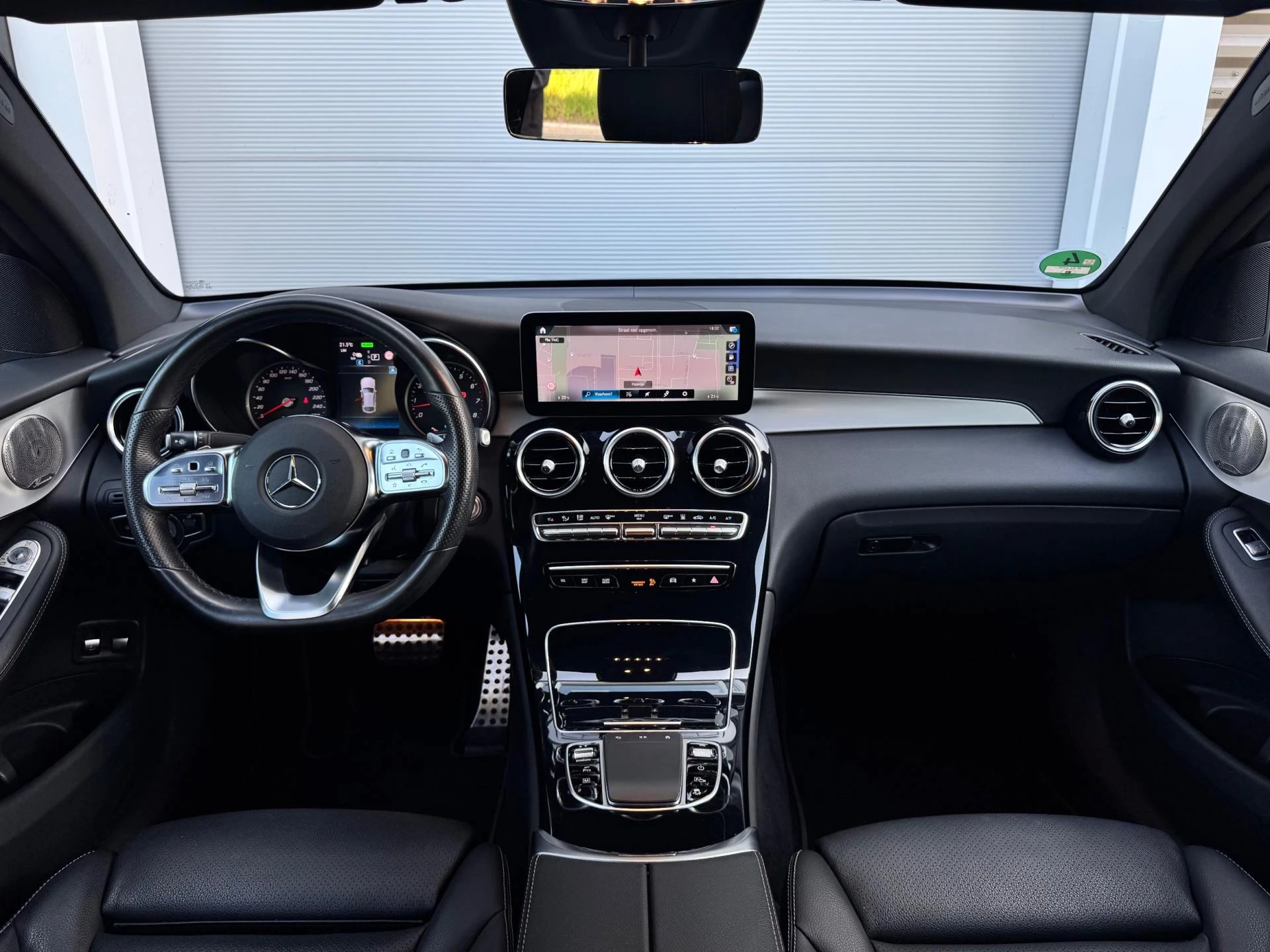 Hoofdafbeelding Mercedes-Benz GLC