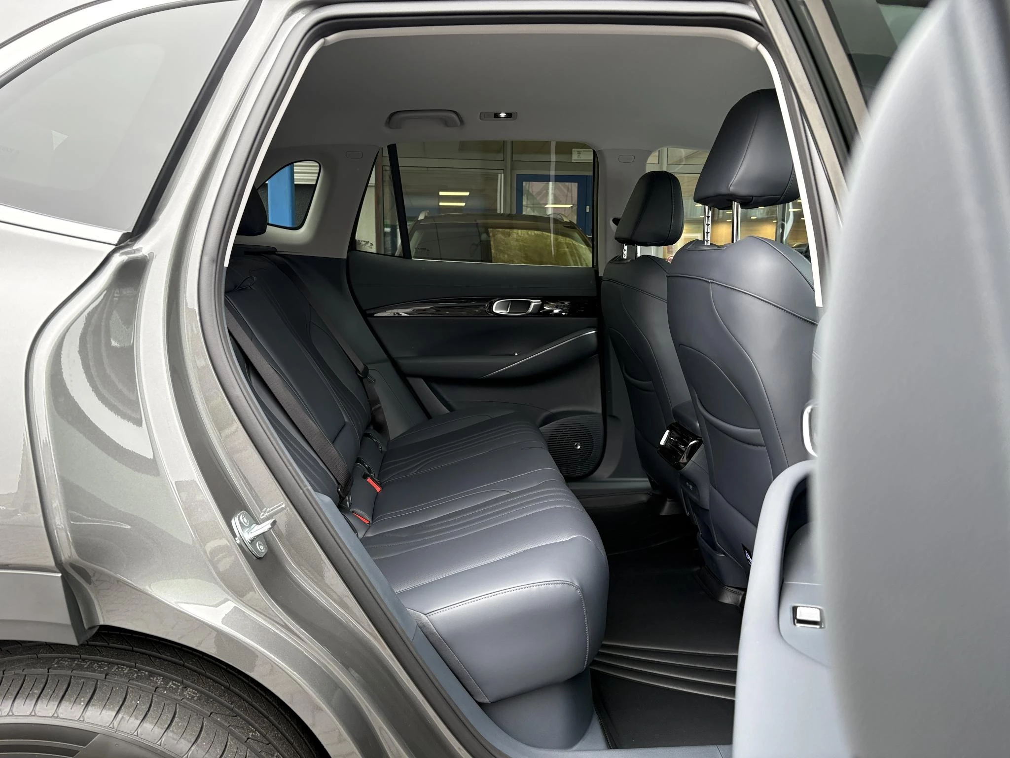 Hoofdafbeelding Geely E5