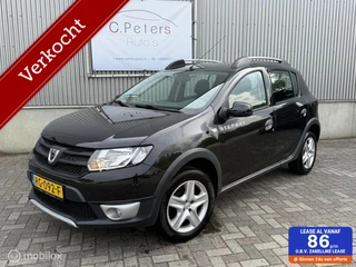 Hoofdafbeelding Dacia Sandero Stepway Dacia Sandero VERKOCHT 0.9 TCe Stepway Lauréate 2015 / Airco / Navigatie / Bluetooth / 2e eigenaar NAP