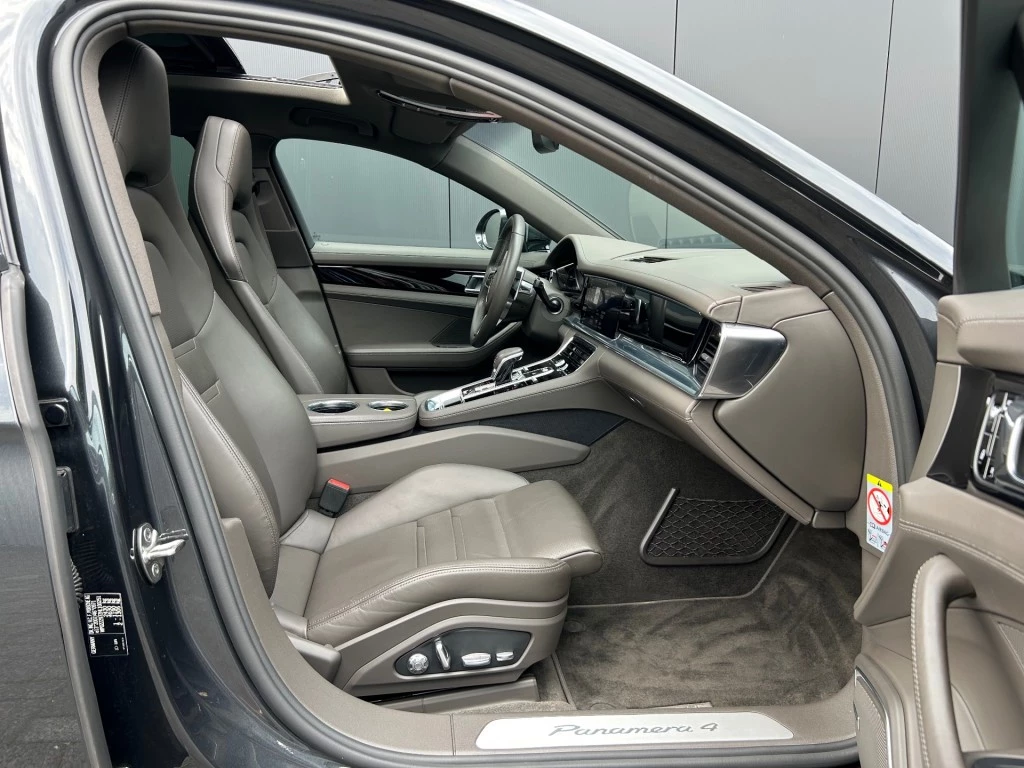 Hoofdafbeelding Porsche Panamera