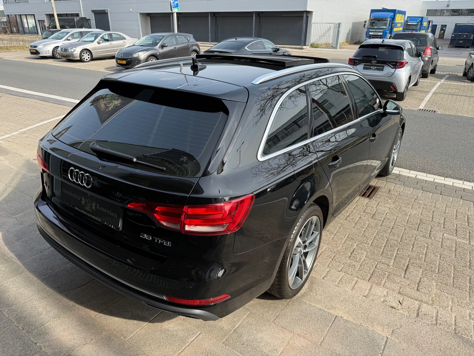 Hoofdafbeelding Audi A4