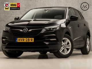 Opel Grandland X 1.2 Turbo Sport Automaat (APPLE CARPLAY, GROOT NAVI, GETINT GLAS, PARKEERSENSOREN, SPORTSTOELEN, LANE ASSIST, CRUISE, NIEUWE APK, NIEUWSTAAT)