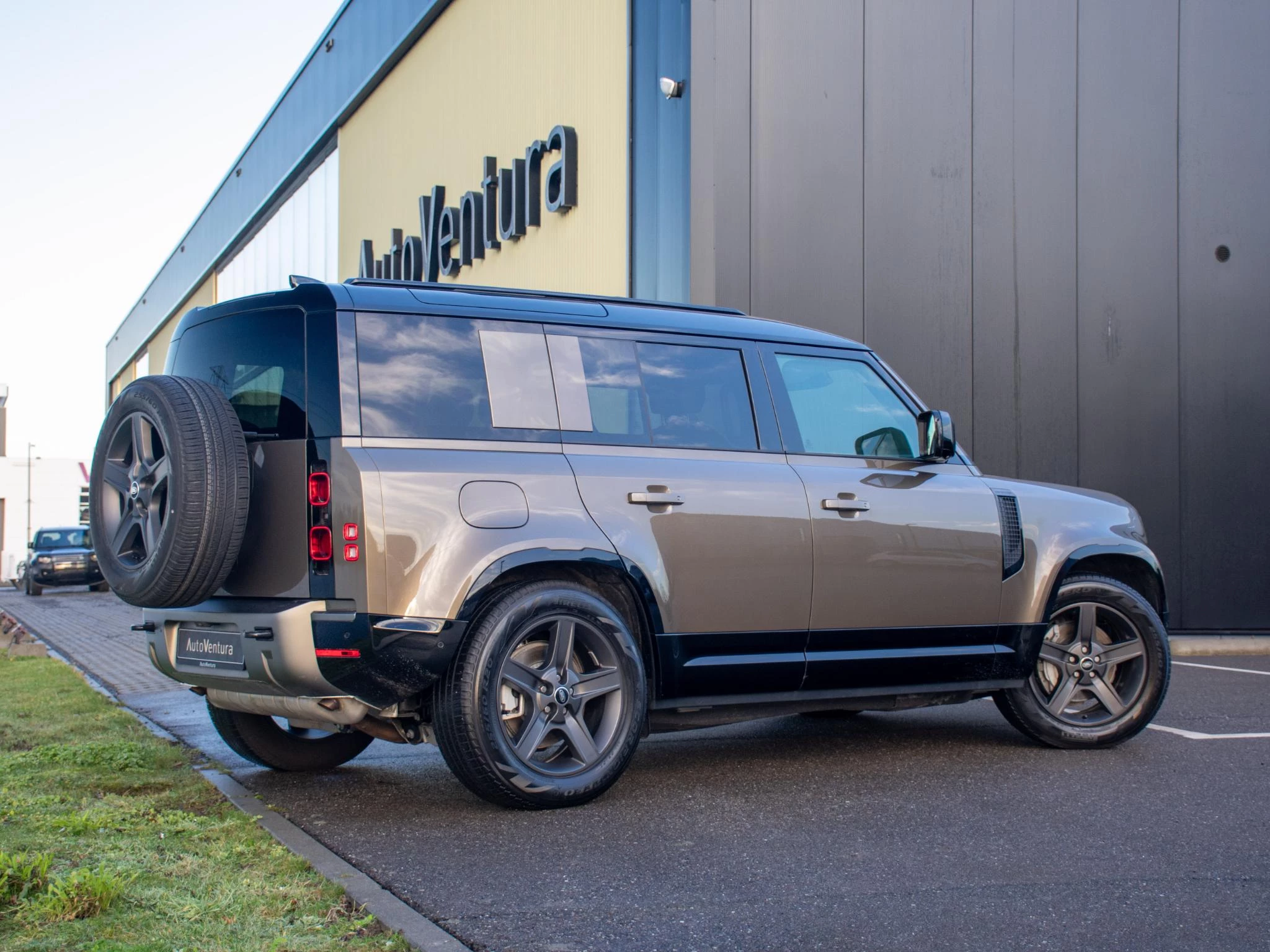 Hoofdafbeelding Land Rover Defender
