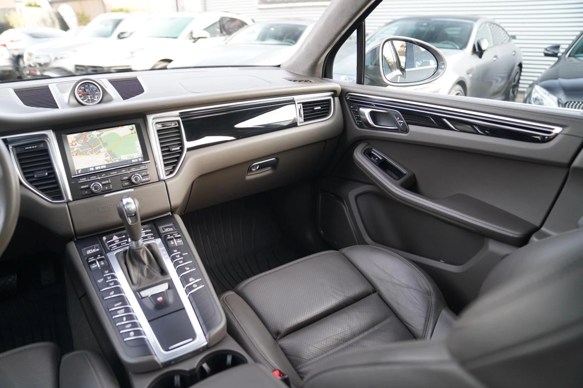 Hoofdafbeelding Porsche Macan