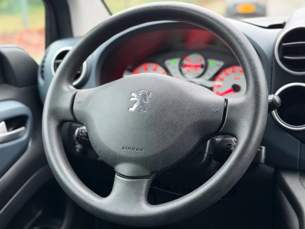 Hoofdafbeelding Peugeot Partner