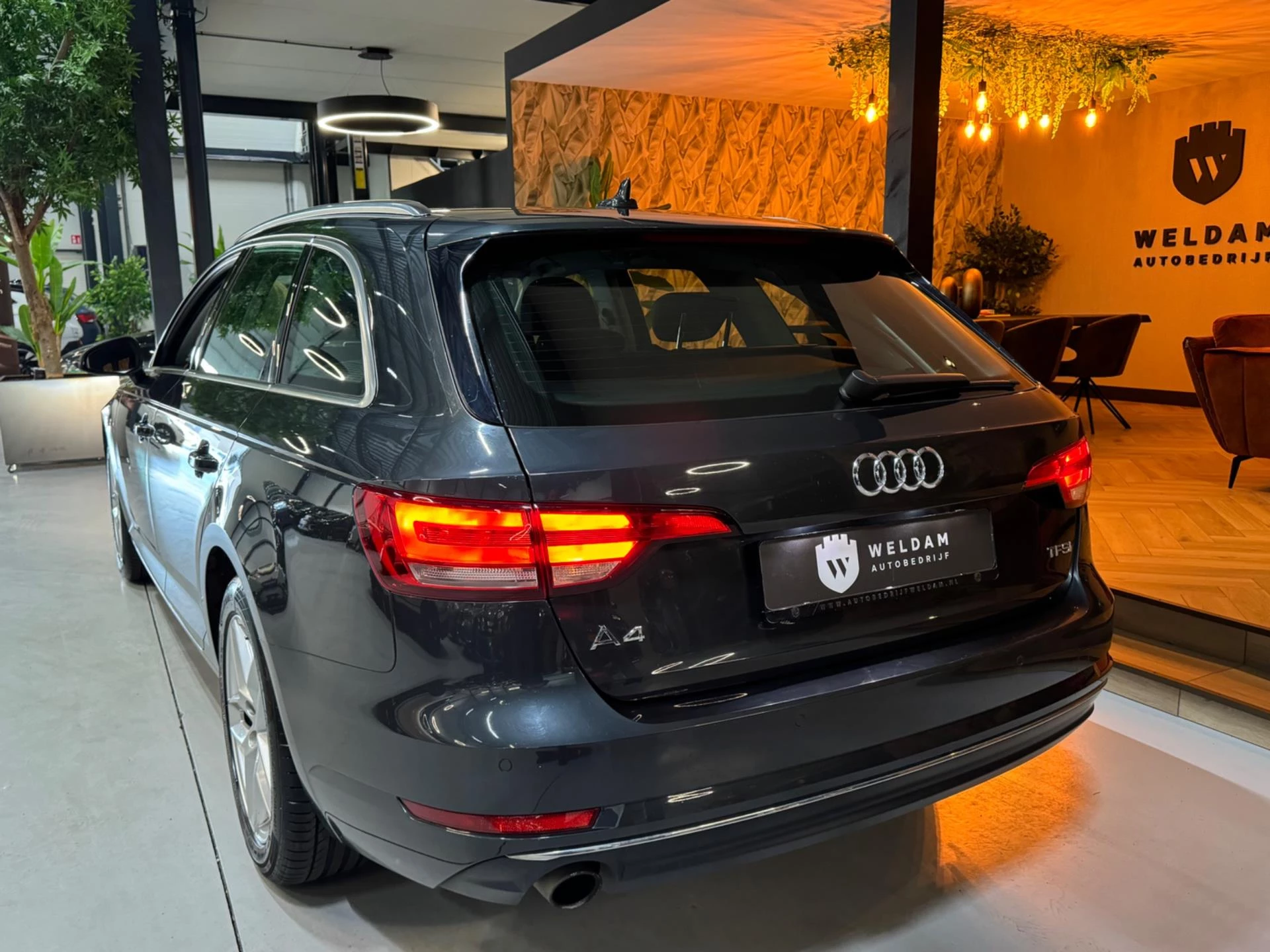 Hoofdafbeelding Audi A4