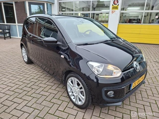 Volkswagen Up! 1.0 Black up!  Leer Stoelverwarming