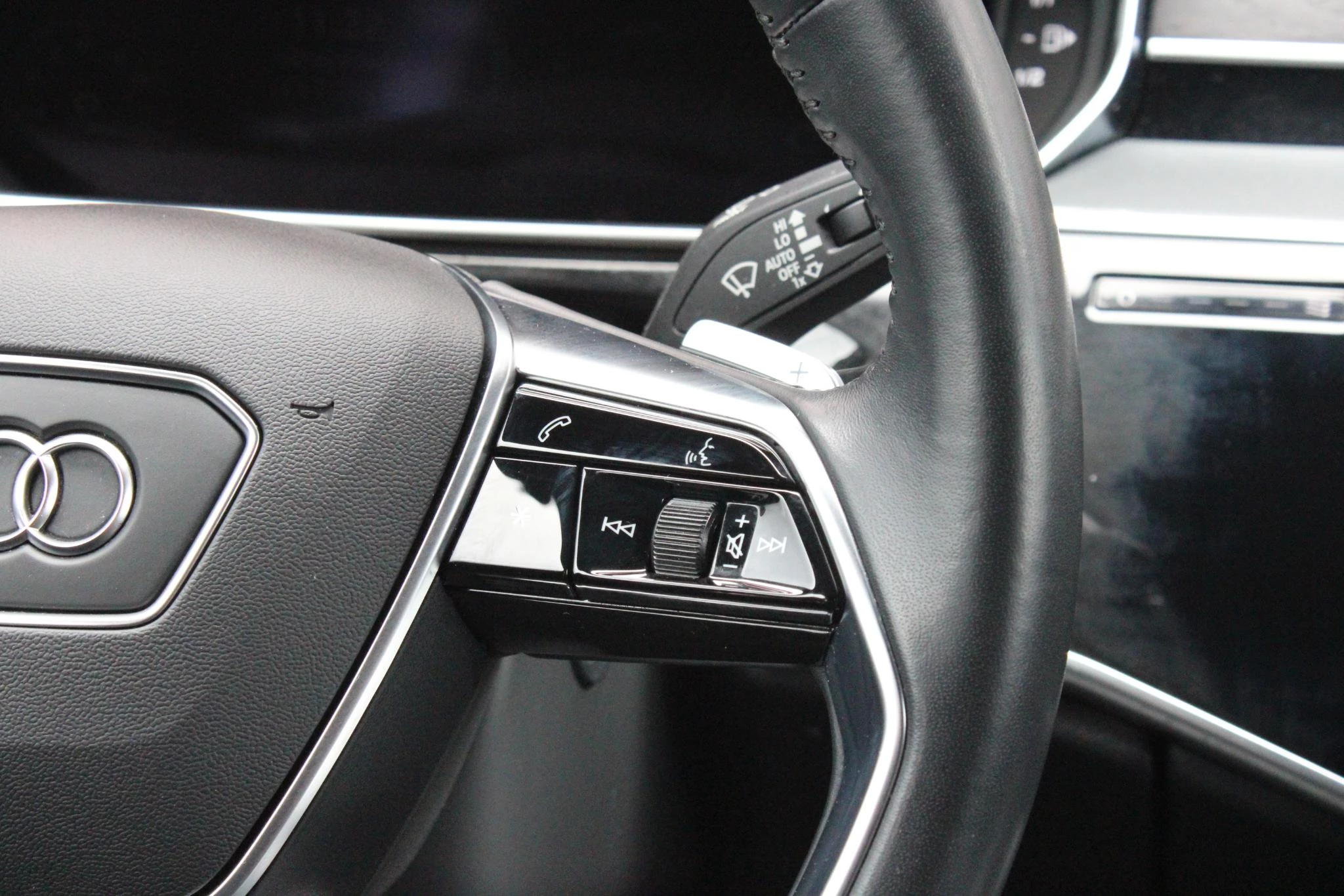 Hoofdafbeelding Audi A8