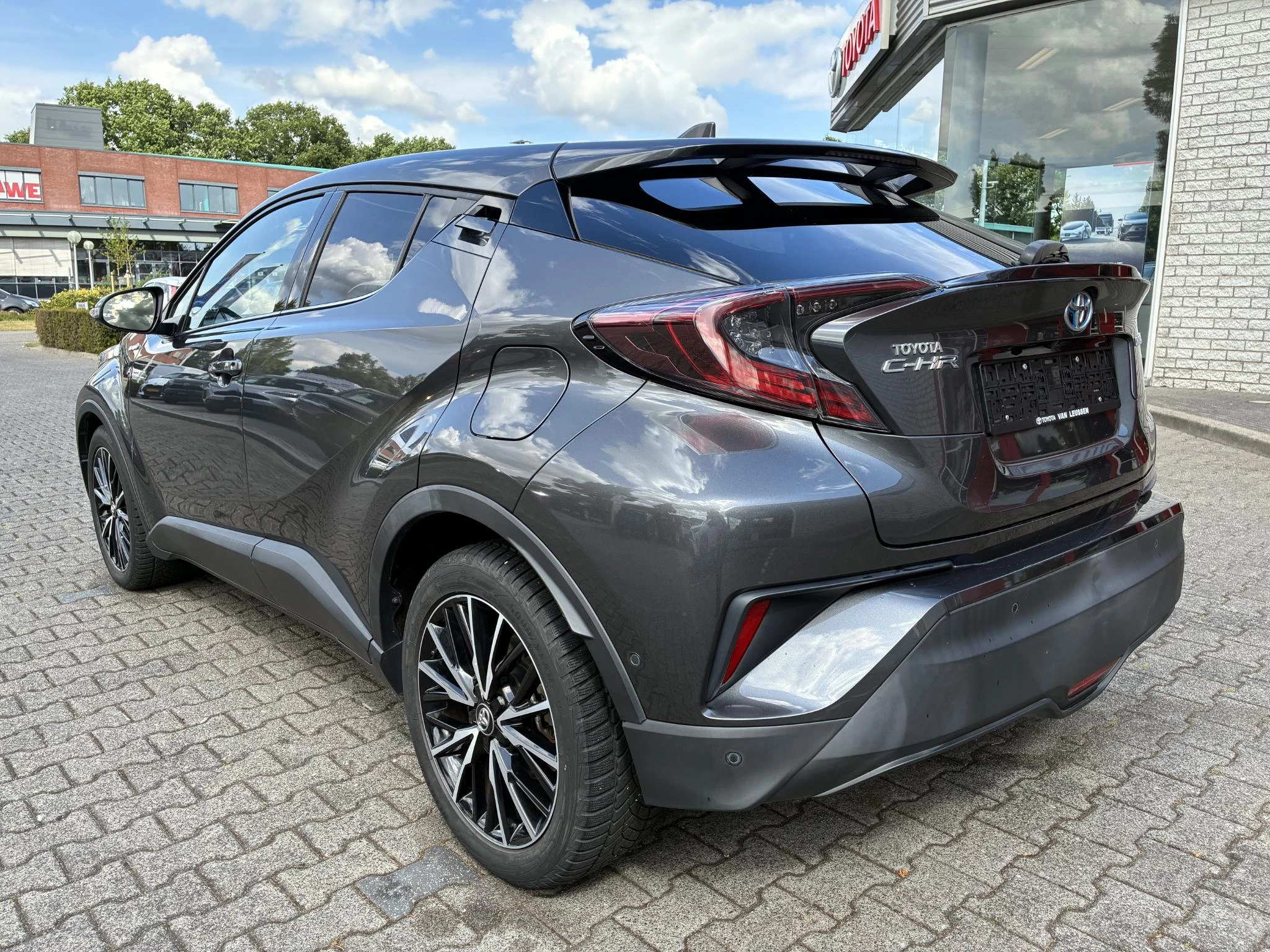 Hoofdafbeelding Toyota C-HR