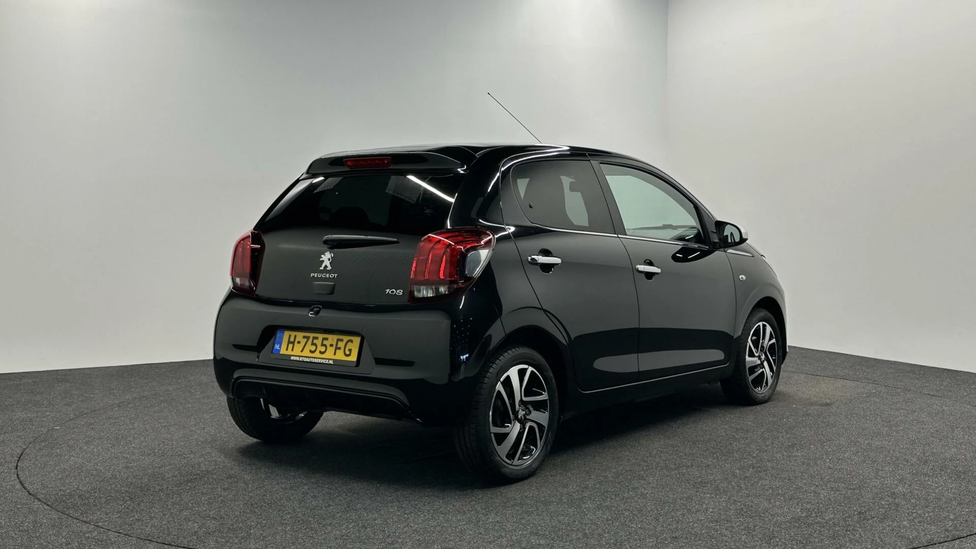 Hoofdafbeelding Peugeot 108