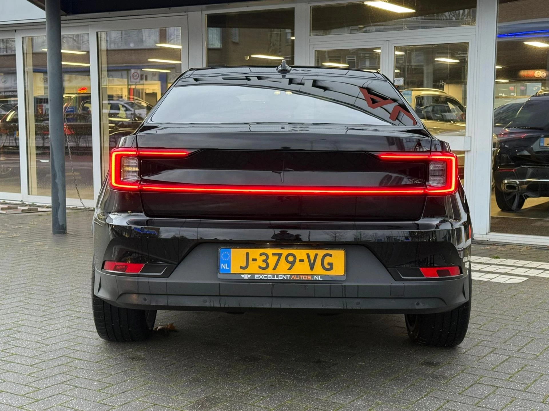 Hoofdafbeelding Polestar 2