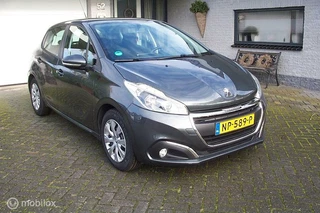 Hoofdafbeelding Peugeot 208 Peugeot 208 1.2 PureTech Blue Lease Executive Airco Cruise!