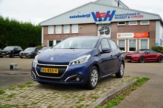Hoofdafbeelding Peugeot 208 Peugeot 208 BLUE LION 1.2-82PK 5-DEURS incl. 6 maanden garantie & rijklaar